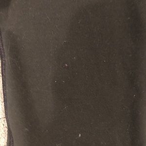 Size 6 lululemon low rise reversible leggings.